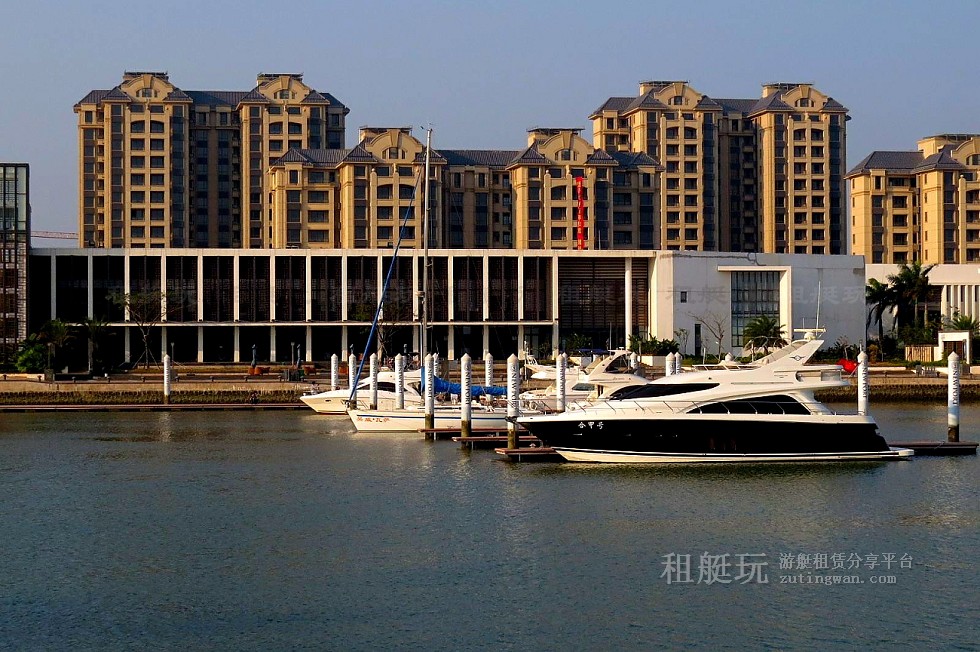 海南?？谛虏簫u國際游艇會